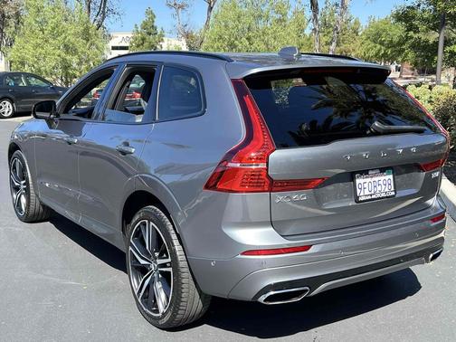Osmium Grey Metallic 2020 Volvo XC60 T5 R-Design
