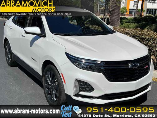 Iridescent Pearl Tricoat 2023 Chevrolet Equinox FWD RS