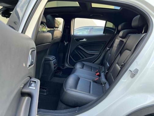 2020 Mercedes-Benz GLA 250 Base