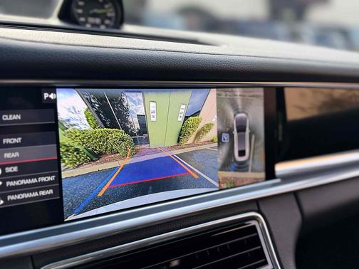 2020 Porsche Panamera 4