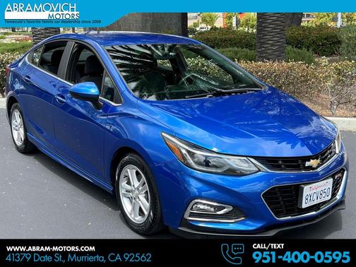 Kinetic Blue Metallic 2017 Chevrolet Cruze LT