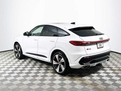 Glacier White metallic 2026 Audi SQ5 3.0T Premium Plus