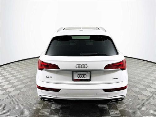 2024 Audi Q5 55 S line Premium