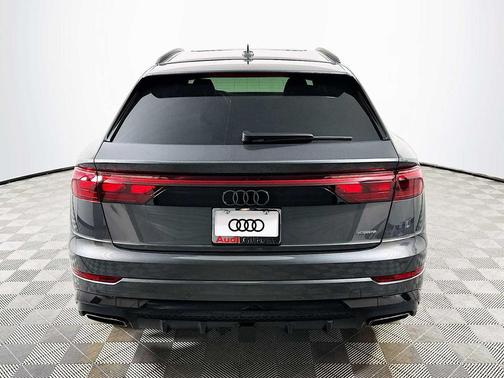 2026 Audi Q8 55 Prestige