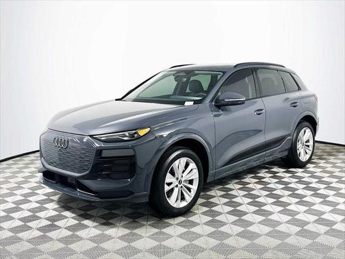 2025 Audi Q6 e-tron Premium