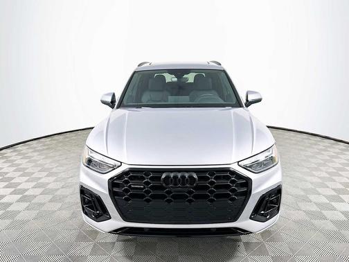 2025 Audi Q5 45 S line Premium Plus