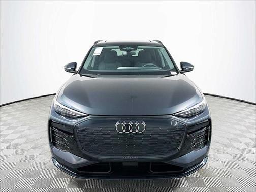 2025 Audi Q6 e-tron Premium Plus quattro