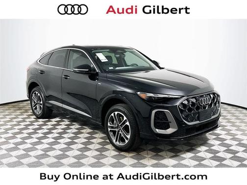 Mythos Black metallic 2026 Audi Q5 Sportback Premium TFSI quattro S tronic