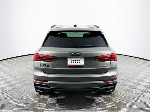 2025 Audi Q3 Premium 45 TFSI S line quattro Tiptronic