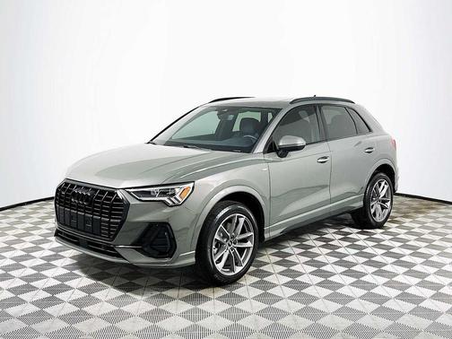 2025 Audi Q3 Premium 45 TFSI S line quattro Tiptronic
