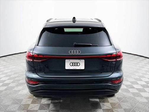 2025 Audi Q6 e-tron Premium Plus
