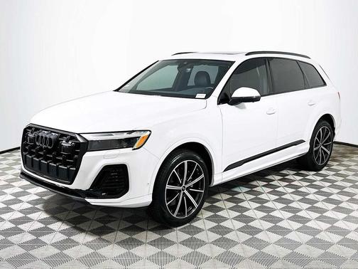 2025 Audi Q7 45 Premium Plus