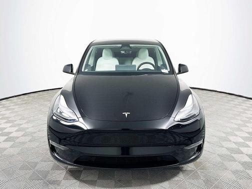 2023 Tesla Model Y Performance Dual Motor All-Wheel Drive