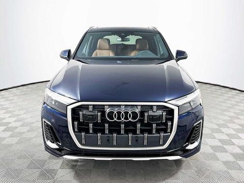 2026 Audi Q7 55 Premium Plus