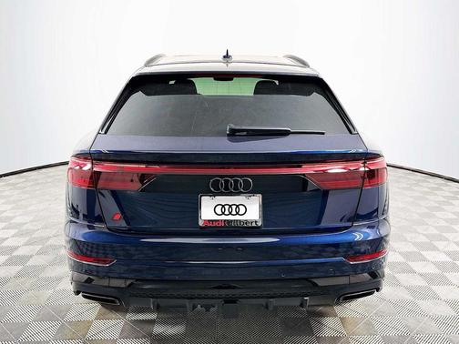 2025 Audi Q8 55 Premium Plus