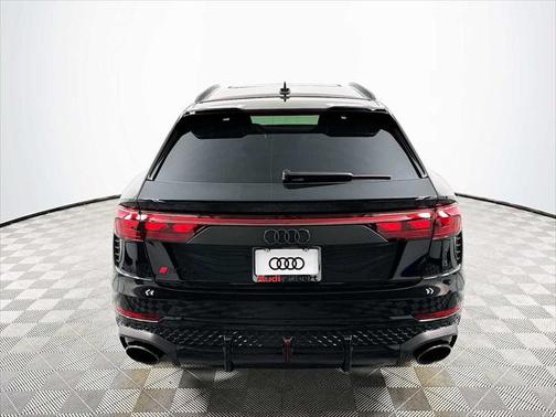 2025 Audi RS Q8 4.0T