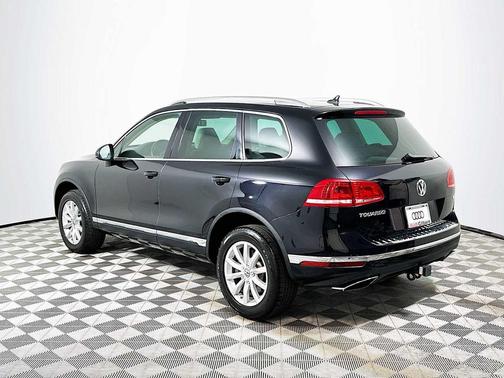 2015 Volkswagen Touareg V6 Sport