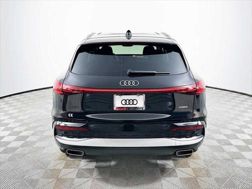 2025 Audi Q5 Premium
