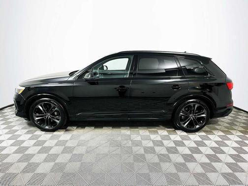 2025 Audi Q7 55 Premium Plus