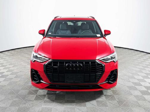 2023 Audi Q3 Premium 45 TFSI S line quattro Tiptronic