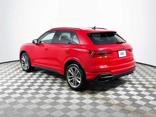 2023 Audi Q3 Premium 45 TFSI S line quattro Tiptronic