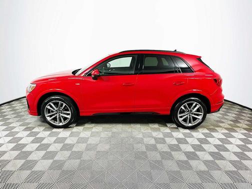 2023 Audi Q3 Premium 45 TFSI S line quattro Tiptronic