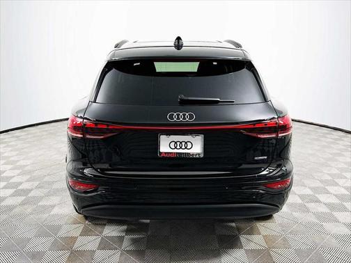 2025 Audi Q6 e-tron Premium Plus quattro