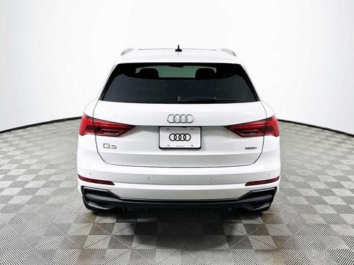 2025 Audi Q3 45 S line Premium Plus