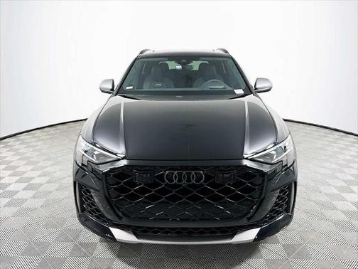 2025 Audi RS Q8 4.0T