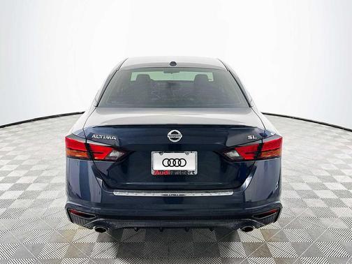 2022 Nissan Altima 2.5 SL