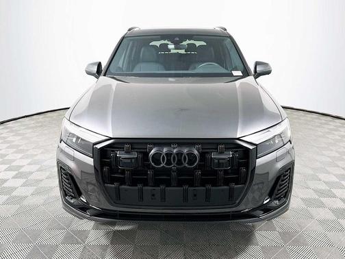 2026 Audi Q7 45 Premium Plus