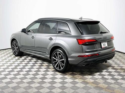 2026 Audi Q7 45 Premium Plus