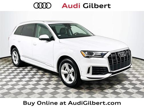 2023 Audi Q7 45 Premium Plus