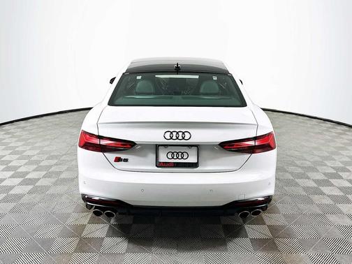 2022 Audi S5 Premium Plus TFSI quattro Tiptronic