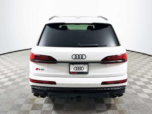 2026 Audi SQ7 4.0T Prestige