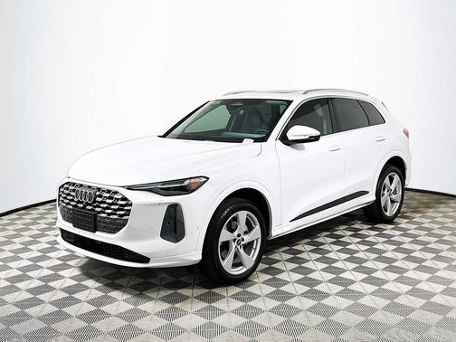 2025 Audi Q5 Premium Plus