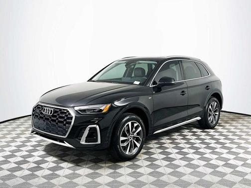 Mythos Black Metallic 2023 Audi Q5 45 S line Premium Plus