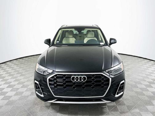 2025 Audi Q5 45 S line Premium Plus