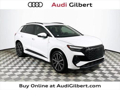 2022 Audi e-tron Premium Plus