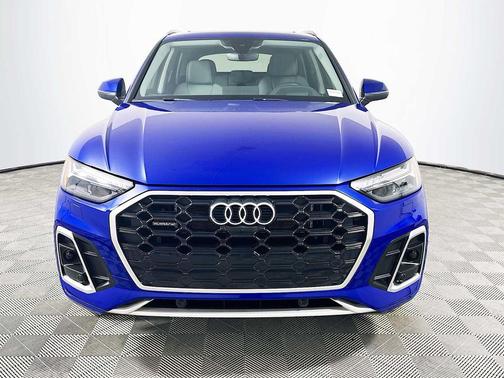2022 Audi Q5 55 S line Prestige