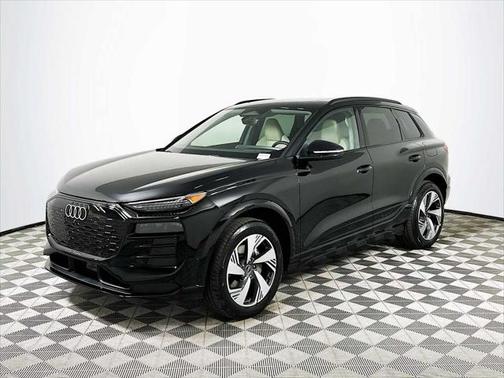 2025 Audi Q6 e-tron Premium Plus quattro