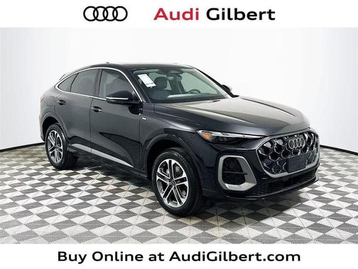 Mythos Black metallic 2026 Audi Q5 Sportback Premium TFSI quattro S tronic