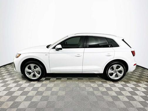 2025 Audi Q5 45 S line Premium Plus
