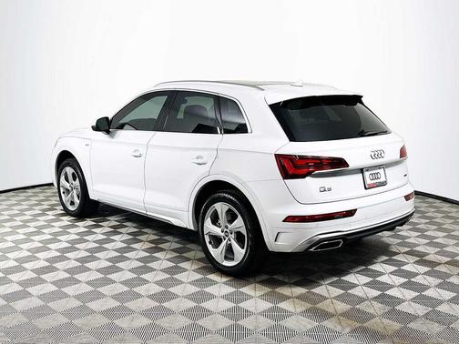2025 Audi Q5 45 S line Premium Plus