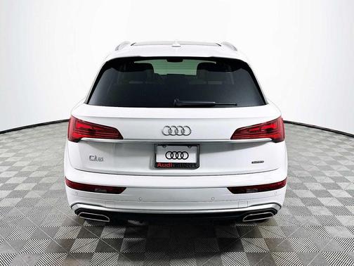 2025 Audi Q5 45 S line Premium Plus