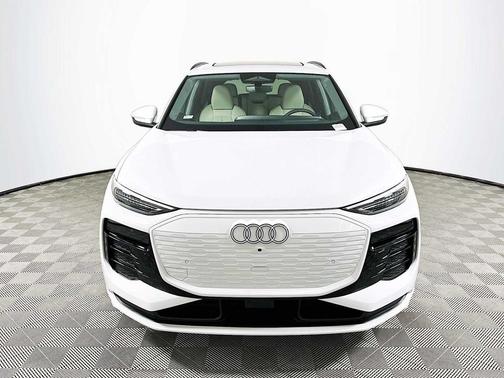 2025 Audi Q6 e-tron Prestige