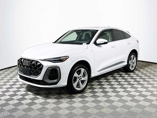 2025 Audi Q5 Premium plus