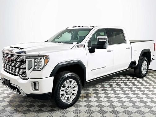 White Frost Tricoat 2021 GMC Sierra 2500 Denali