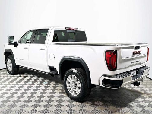 White Frost Tricoat 2021 GMC Sierra 2500 Denali