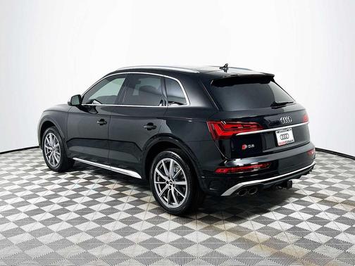 Mythos Black Metallic 2022 Audi SQ5 3.0T Premium Plus